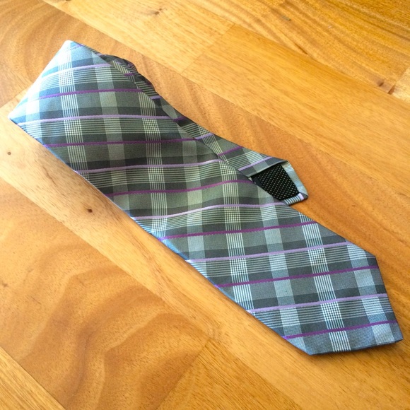 Michael Kors gray, purple silk tie